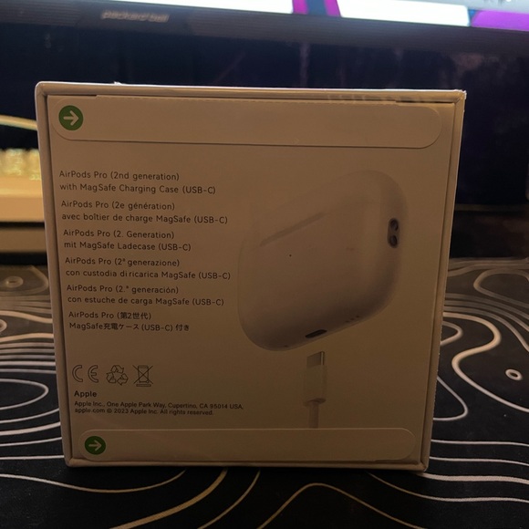 Apple AirPods Pro Wireless Earbuds - Picture 3 of 6
